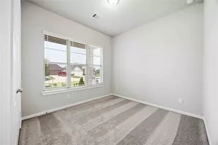 2717 Mackinac Bay Dr, La Marque, TX 77568 - Photo 6