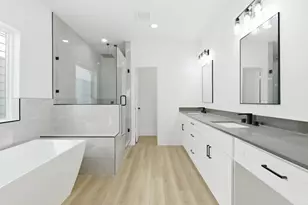 110 Luetta St, Houston, TX 77076 - Photo 12