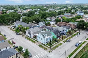 3301 Ursuline St, Galveston, TX 77550 - Photo 32