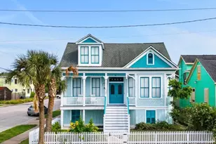 3301 Ursuline St, Galveston, TX 77550 - Photo 2