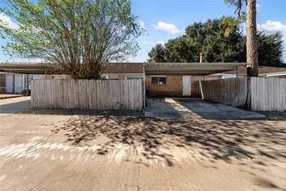 6947 Chasewood Drive, Houston, TX 77489 - Photo 16