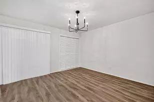 5833 Village Forest Ct, Houston, TX 77092 - Photo 4