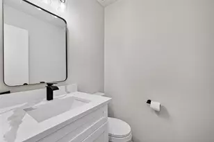 5833 Village Forest Ct, Houston, TX 77092 - Photo 14
