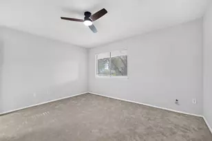 5833 Village Forest Ct, Houston, TX 77092 - Photo 16