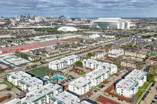 2824 S Bartell Dr, Houston, TX 77054 - Photo 28