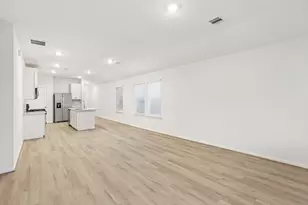 11420 Zenyatta Ln, Houston, TX 77048 - Photo 4
