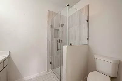 2150 Stacy Knoll, Houston, TX 77008 - Photo 40