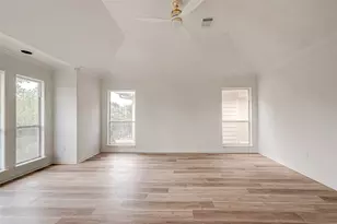 2150 Stacy Knoll, Houston, TX 77008 - Photo 32