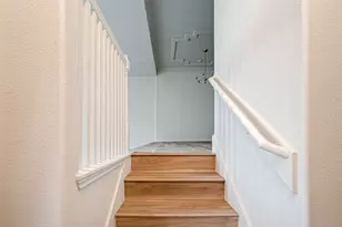 2150 Stacy Knoll, Houston, TX 77008 - Photo 10