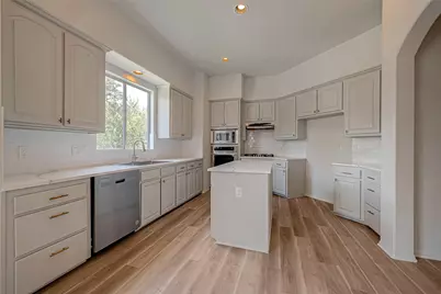 2150 Stacy Knoll, Houston, TX 77008 - Photo 24
