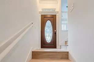 2150 Stacy Knoll, Houston, TX 77008 - Photo 12