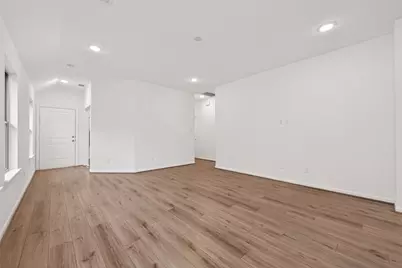 1410 Cecilia Vines Drive, Conroe, TX 77301 - Photo 14