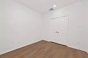 1410 Cecilia Vines Dr, Conroe, TX 77301 - Photo 10