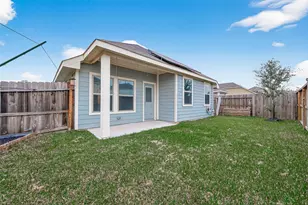 1410 Cecilia Vines Dr, Conroe, TX 77301 - Photo 40