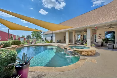 11256 Hahn Road, Sealy, TX 77474 - Photo 2