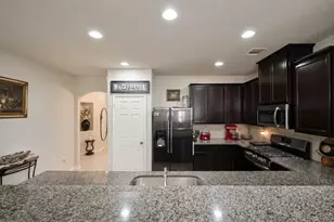 2020 Cedar Tree Ct, Conroe, TX 77301 - Photo 10