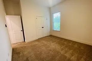 5312 Denmark St, Houston, TX 77028 - Photo 8