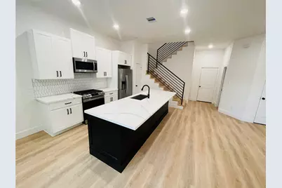 5312 Denmark Street, Houston, TX 77028 - Photo 4