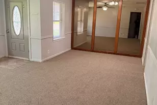 305 Wisteria St, Lake Jackson, TX 77566 - Photo 4