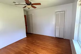 305 Wisteria St, Lake Jackson, TX 77566 - Photo 10
