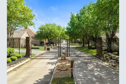 18310 Rittenhouse Park Court, Spring, TX 77379 - Photo 2