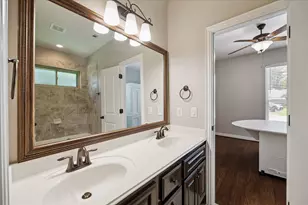 709 Forest Ln Ct, Conroe, TX 77302 - Photo 20