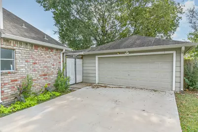 2287 Woodland Springs Street, Houston, TX 77077 - Photo 38