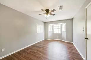 2287 Woodland Springs St, Houston, TX 77077 - Photo 34