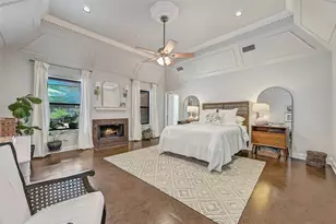 203 W Spreading Oaks Ave, Friendswood, TX 77546 - Photo 24
