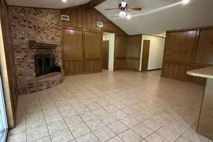 1003 Allison, Brenham, TX 77833 - Photo 2