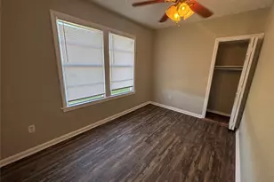 3010 Jefferson Dr, La Marque, TX 77568 - Photo 6