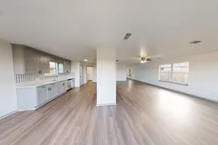 12715 Northchase Ridge Ln, Houston, TX 77044 - Photo 8