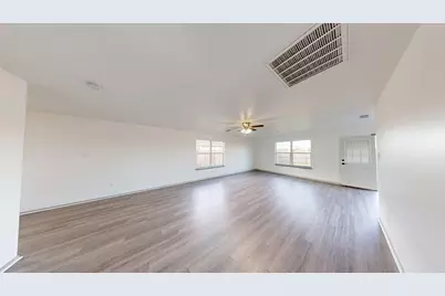 12715 Northchase Ridge Lane, Houston, TX 77044 - Photo 16