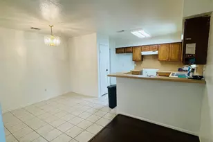 10103 Sageyork Dr, Houston, TX 77089 - Photo 6