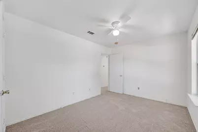 3938 Vauxhall Drive S, Houston, TX 77047 - Photo 32
