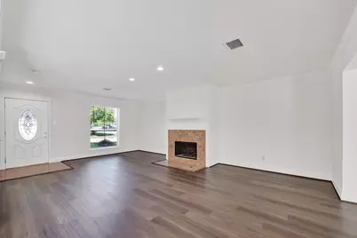 3938 Vauxhall Drive S, Houston, TX 77047 - Photo 8