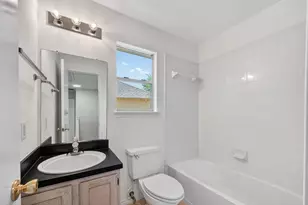 3938 Vauxhall Dr S, Houston, TX 77047 - Photo 34