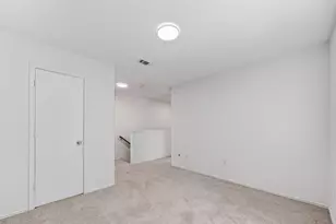 3938 Vauxhall Dr S, Houston, TX 77047 - Photo 28