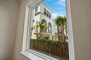 2218 Converse St, Houston, TX 77006 - Photo 30