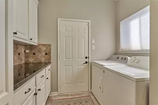 197 Monterrey Rd E, Montgomery, TX 77356 - Photo 20