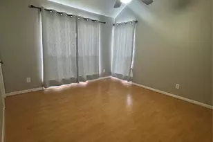 8555 Sands Point Dr, Houston, TX 77036 - Photo 10