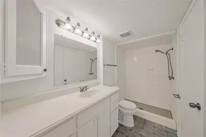 10423 Sageburrow Drive, Houston, TX 77089 - Photo 12
