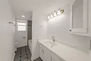 10423 Sageburrow Dr, Houston, TX 77089 - Photo 10