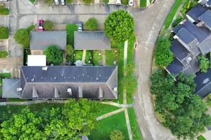 2102 Gemini St, Houston, TX 77058 - Photo 40