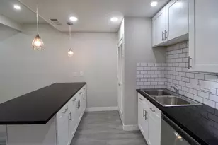 5929 Queensloch Dr, Houston, TX 77096 - Photo 4
