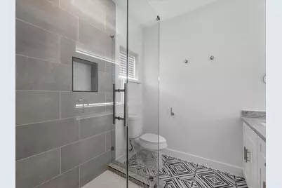 900 Lucky Street #B, Houston, TX 77088 - Photo 12