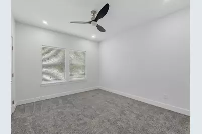 900 Lucky Street #B, Houston, TX 77088 - Photo 10