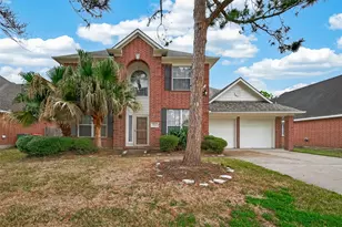 3127 Edgewood Dr, Pearland, TX 77584 - Photo 2