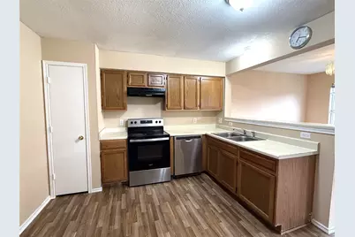 9023 Kalewood Drive, Houston, TX 77099 - Photo 4