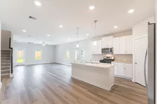 1527 King Rnch Rd, Conroe, TX 77301 - Photo 1